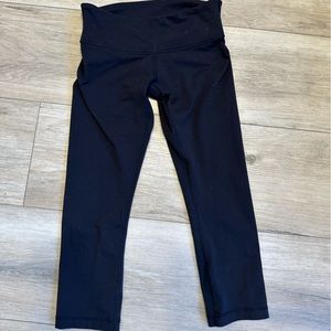 lululemon athletica Wunder Under - Size 6